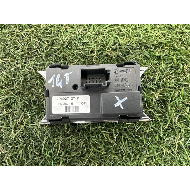 Кнопка ESP (електрика / кнопки) Volkswagen Touareg NF 2015 3.6 CGRA 7P6927127K