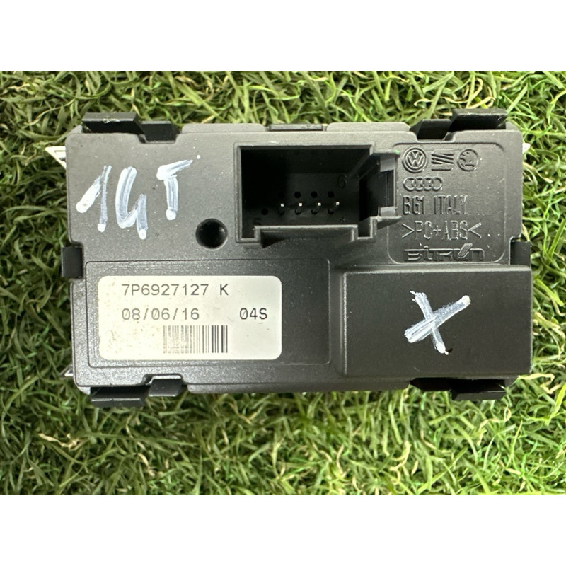 Кнопка ESP (електрика / кнопки) Volkswagen Touareg NF 2015 3.6 CGRA 7P6927127K