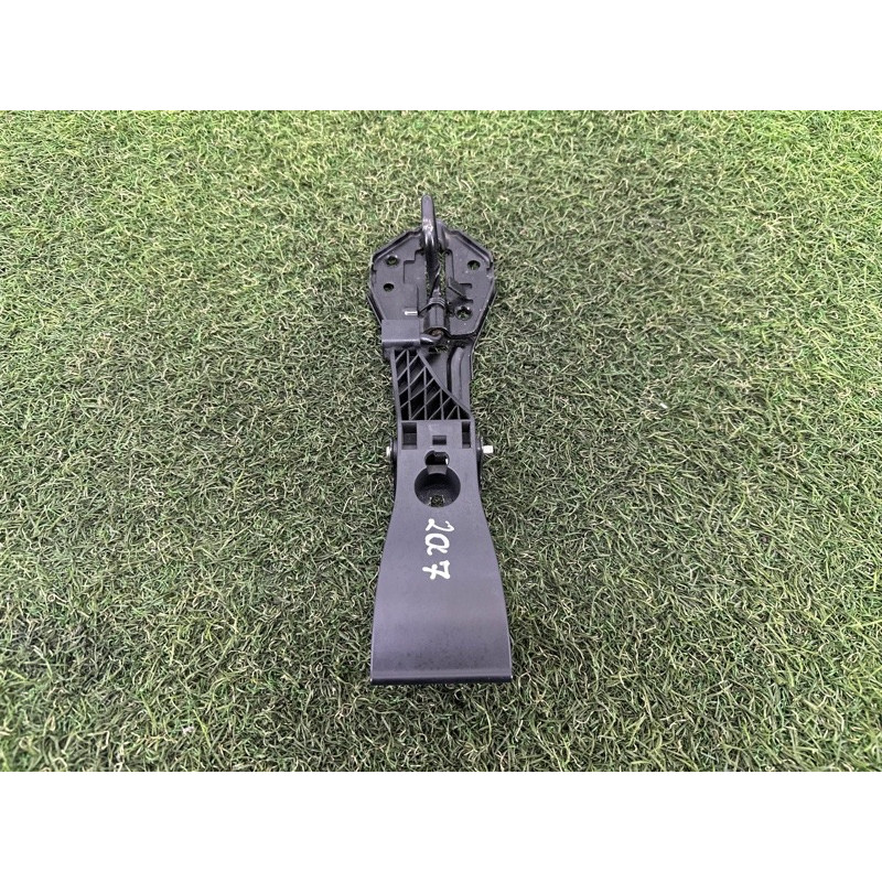 Замок капота (кузов и элементы) AUDI A7 4G 2012 3.0 CGXB 4G8823480B