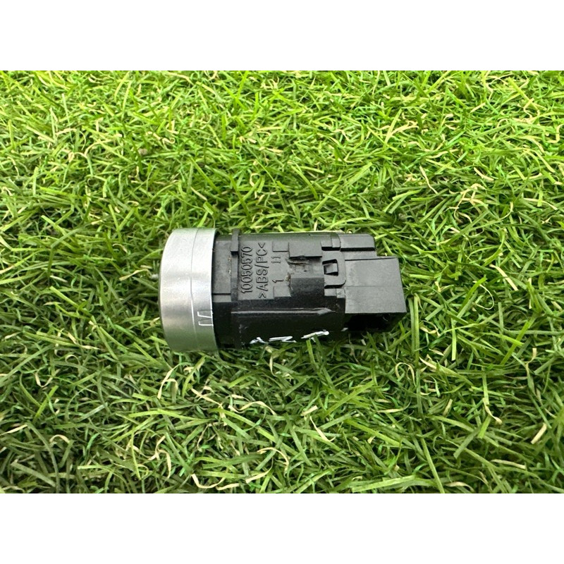 Кнопка Start Stop (электрика / кнопки) Volkswagen Touareg NF 2015 3.6 CGRA 7P1905217B3Q7