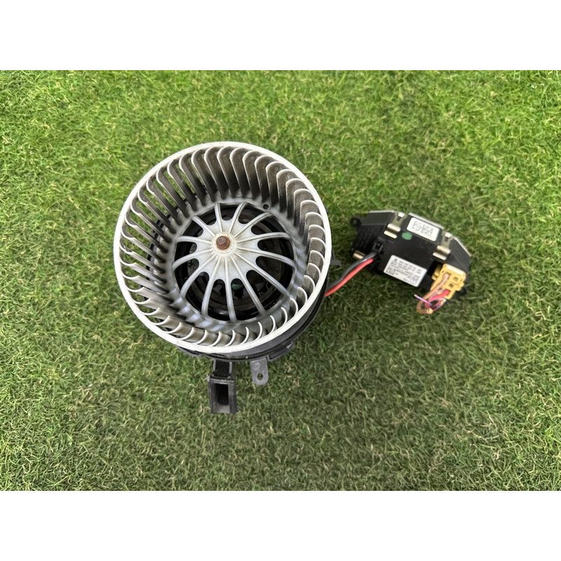 Мотор печки (отопление и кондиционирование) AUDI A4 B8 2012 2.0 CAEB 8K1820021C