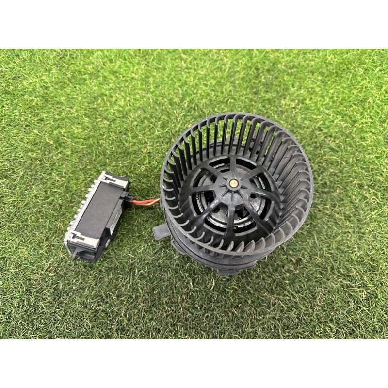 Мотор печки (отопление и кондиционирование) AUDI A4 B8 2012 2.0 CAEB 8K1820021C