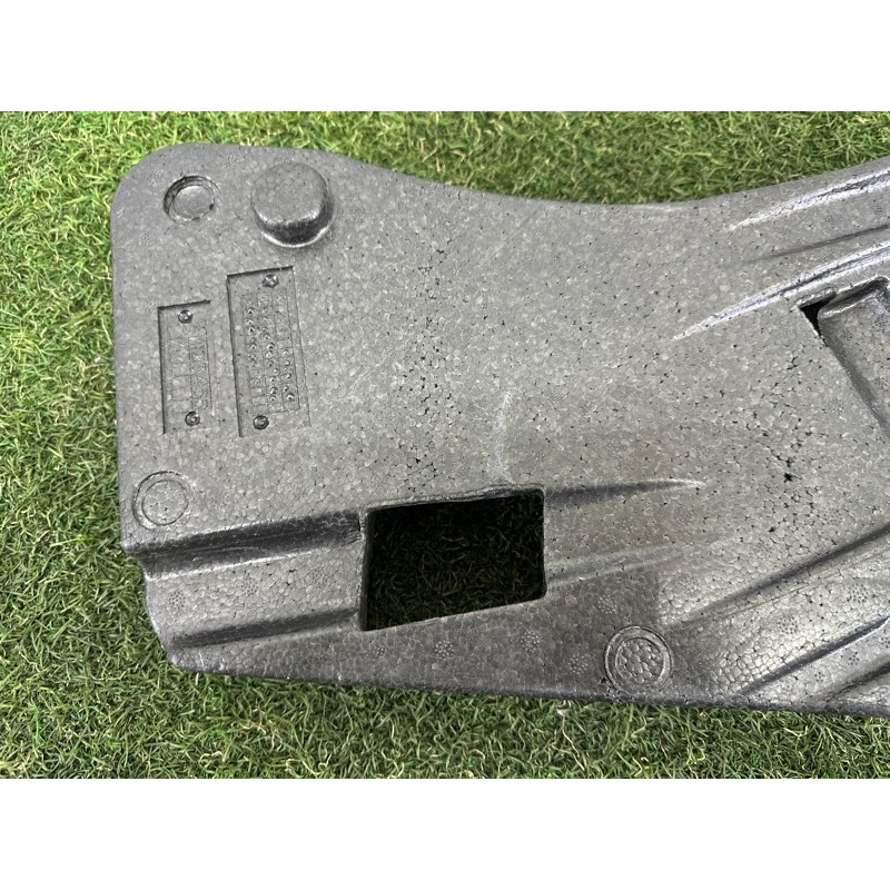 Комплект инструмента (аксессуары) Volkswagen Touareg NF 2015 3.6 CGRA 7P0012112F