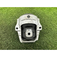 Подушка двигателя