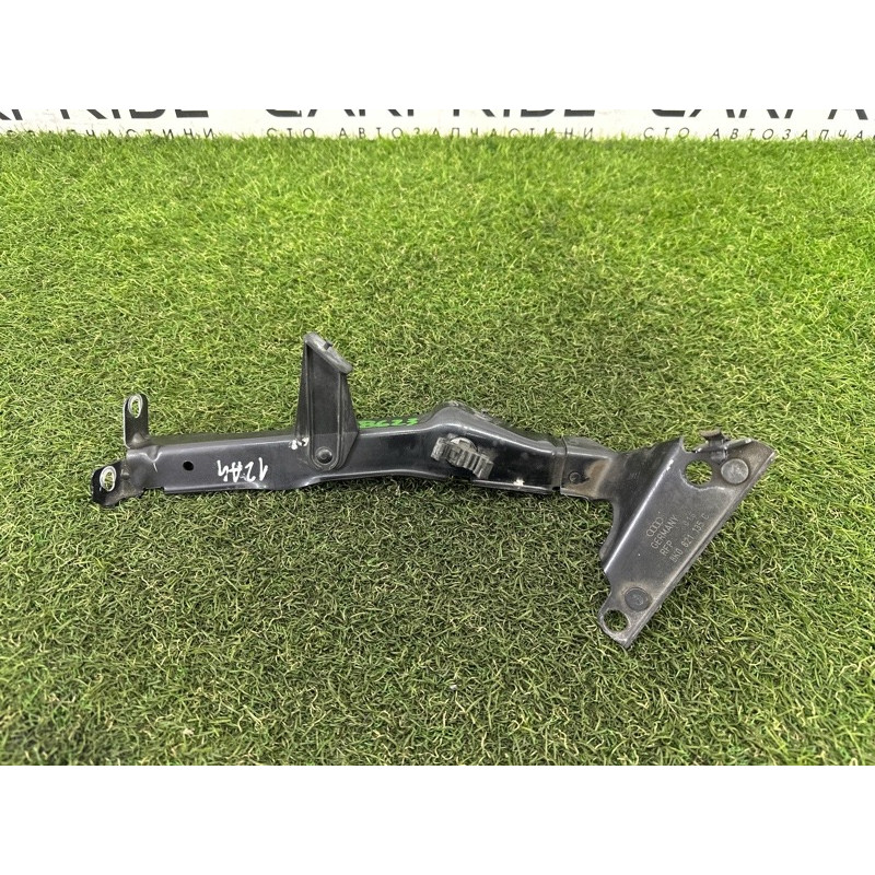 Крепление крыла (кузов и элементы) AUDI A4 B8 2012 2.0 CAEB 8K0821135P