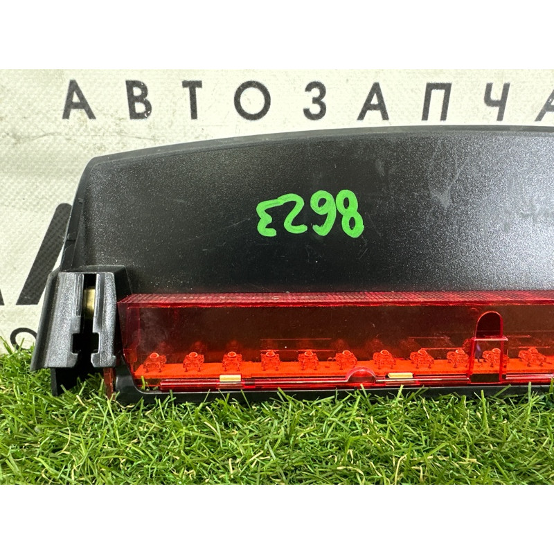 Повторитель стоп сигнала (оптика) AUDI A4 B8 2012 2.0 CAEB 8K5945097