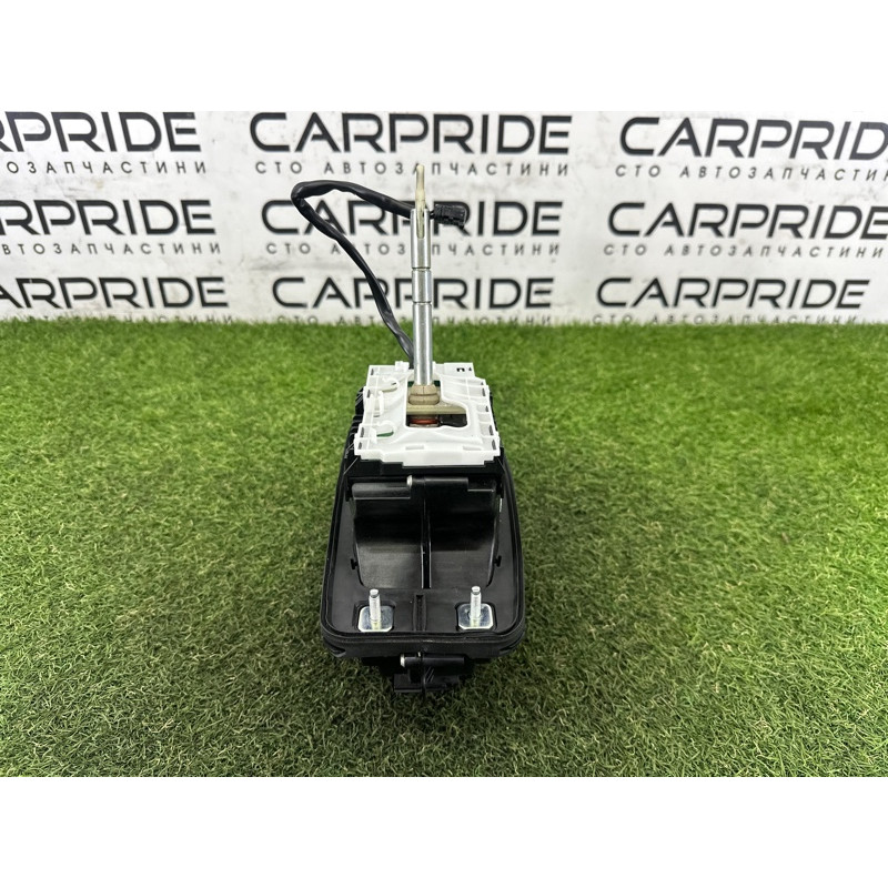 Селектор АКПП (трансмиссия) AUDI A4 B8 2012 2.0 CAEB 8K1713105B