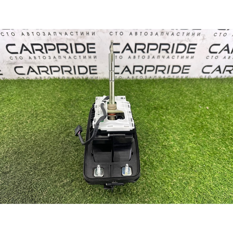 Селектор АКПП (трансмиссия) AUDI A4 B8 2012 2.0 CAEB 8K1713105B