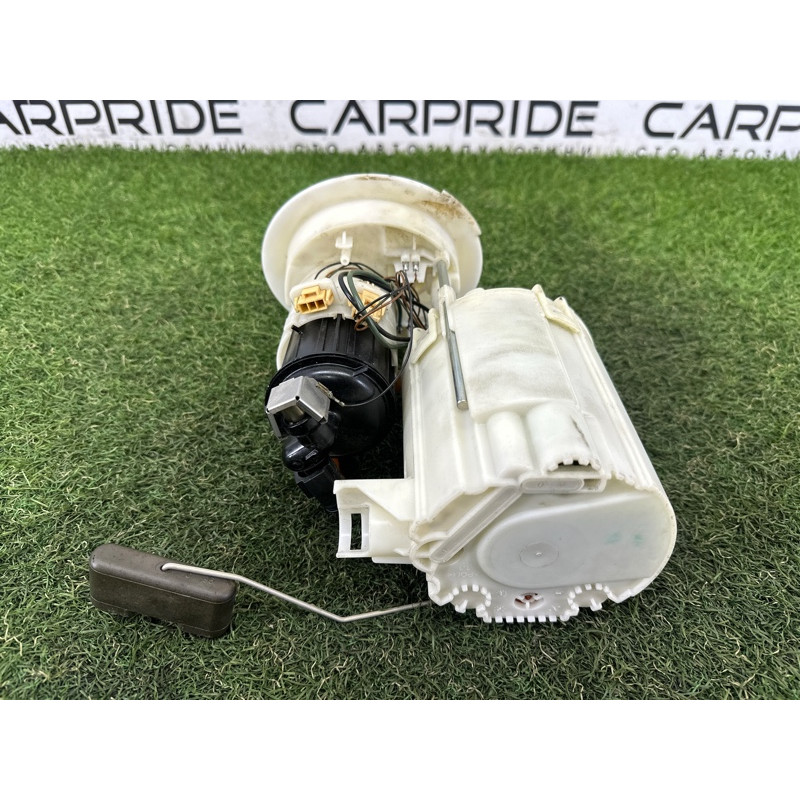 Топливный насос (топливная система) AUDI A4 B8 2012 2.0 CAEB 8K0919051G