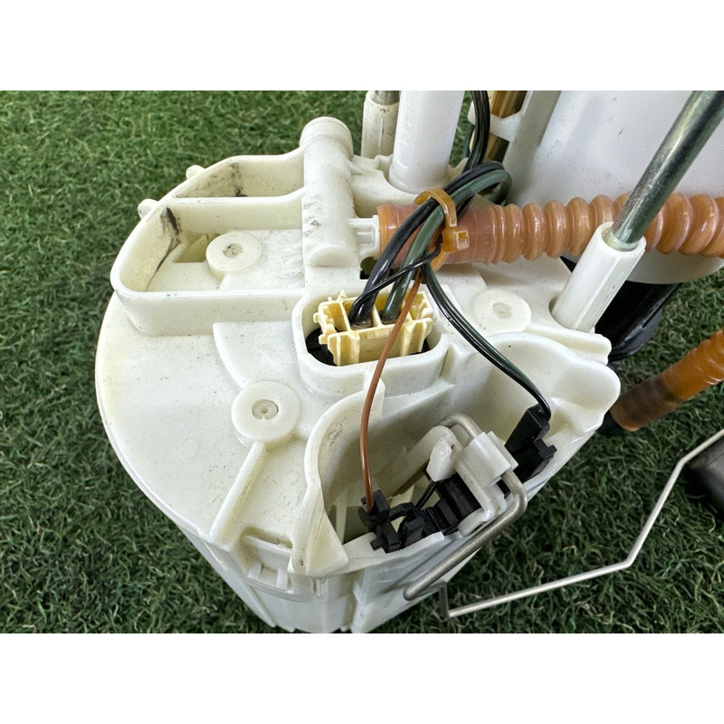 Топливный насос (топливная система) AUDI A4 B8 2012 2.0 CAEB 8K0919051G