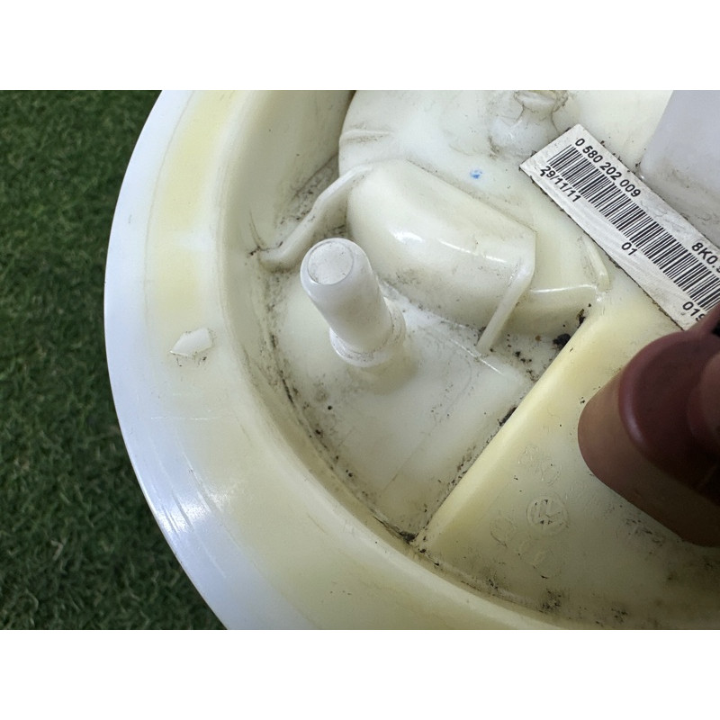 Топливный насос (топливная система) AUDI A4 B8 2012 2.0 CAEB 8K0919051G