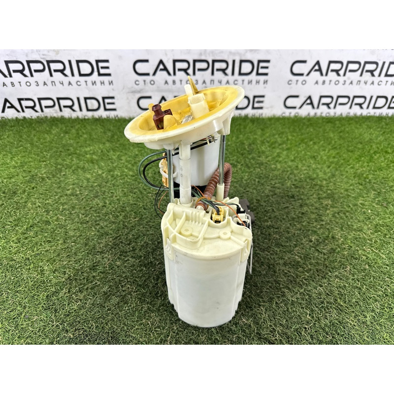 Топливный насос (топливная система) AUDI A4 B8 2012 2.0 CAEB 8K0919051G