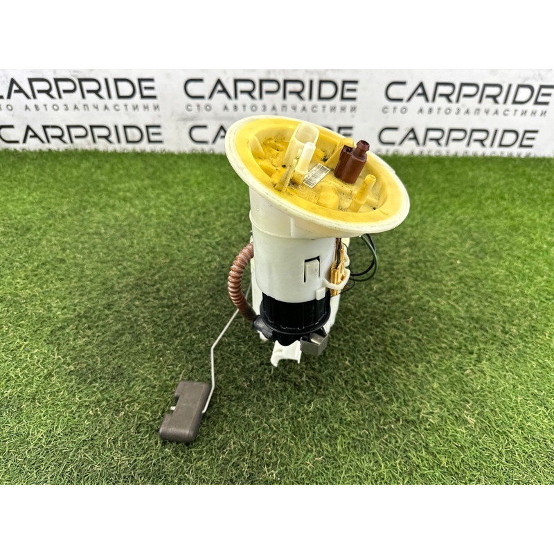 Топливный насос (топливная система) AUDI A4 B8 2012 2.0 CAEB 8K0919051G