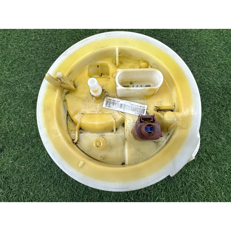 Топливный насос (топливная система) AUDI A4 B8 2012 2.0 CAEB 8K0919051G