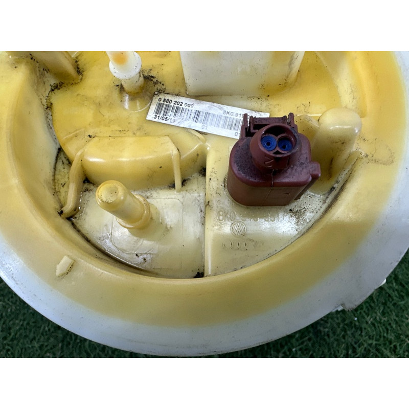 Топливный насос (топливная система) AUDI A4 B8 2012 2.0 CAEB 8K0919051G