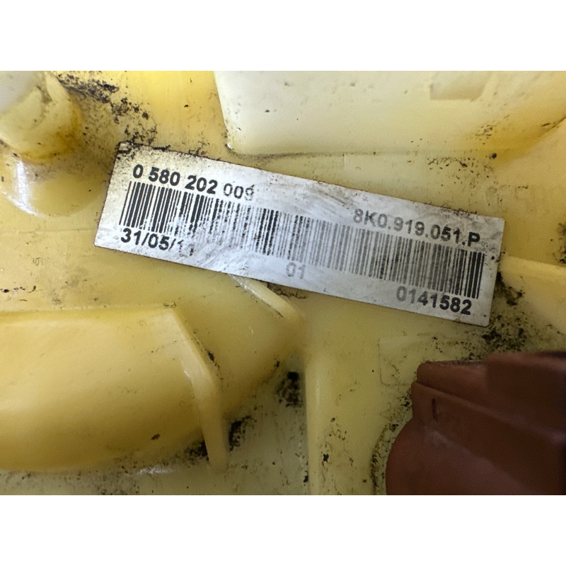 Топливный насос (топливная система) AUDI A4 B8 2012 2.0 CAEB 8K0919051G