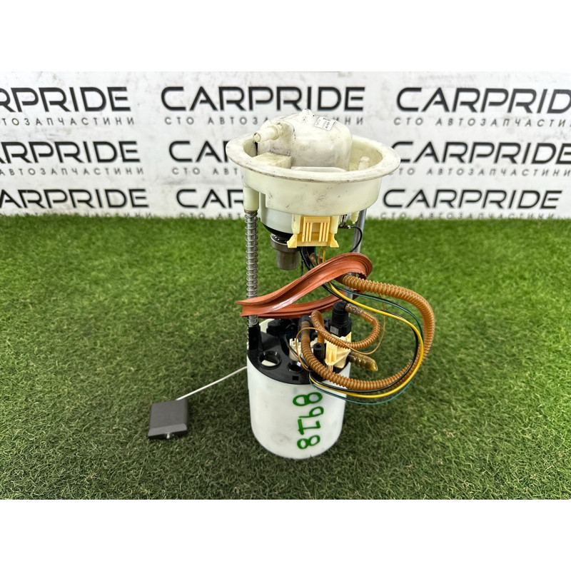 Топливный насос (топливная система) AUDI Q5 8R 2012 2.0 CAEB 8R0919051N001