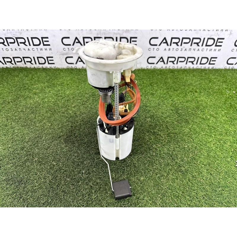 Топливный насос (топливная система) AUDI Q5 8R 2012 2.0 CAEB 8R0919051N001