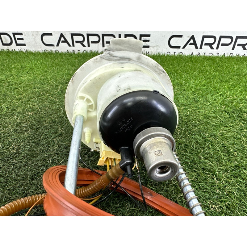 Топливный насос (топливная система) AUDI Q5 8R 2012 2.0 CAEB 8R0919051N001