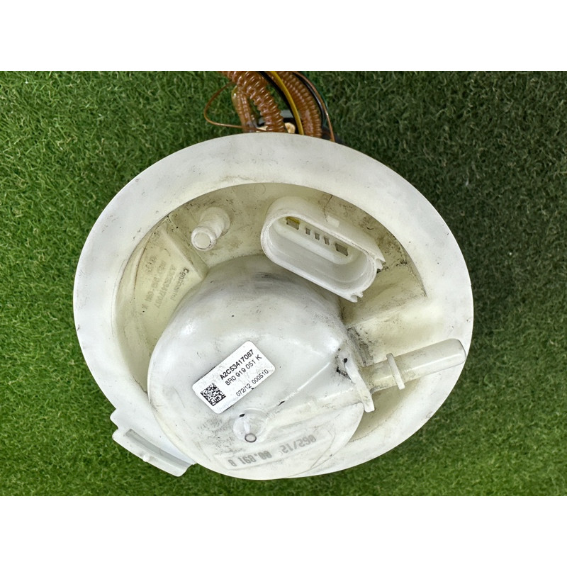 Топливный насос (топливная система) AUDI Q5 8R 2012 2.0 CAEB 8R0919051N001