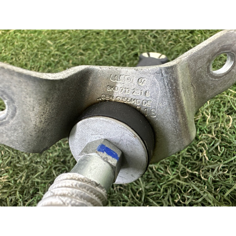 Трос переключения передач (трансмиссия) AUDI A4 B8 2012 2.0 CAEB 8K0713265D