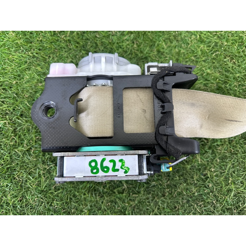 Ремень безопасности (airbag/безопасность) AUDI A4 B8 2012 2.0 CAEB 8K1857706HTPU