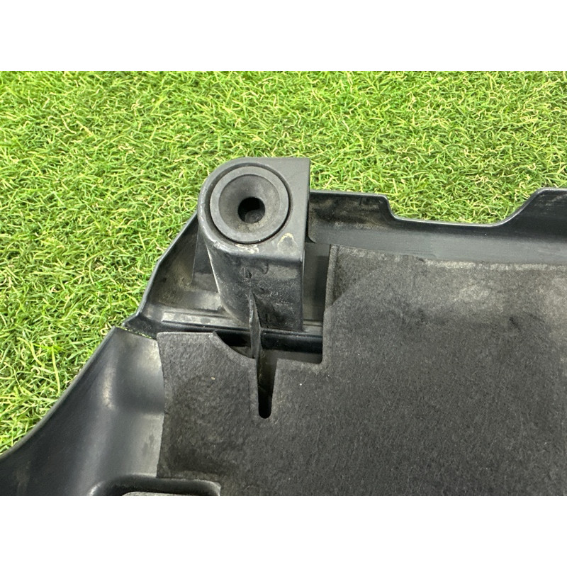 Декоративная крышка двигателя (двигатель и элементы) AUDI A3 8V 2015 1.8 CNSB 06K103925K