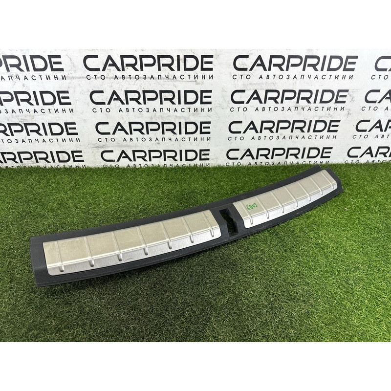 Накладка замка крышки багажника (салон) BMW X1 F48 2016 2.0 B46B20 51477413689