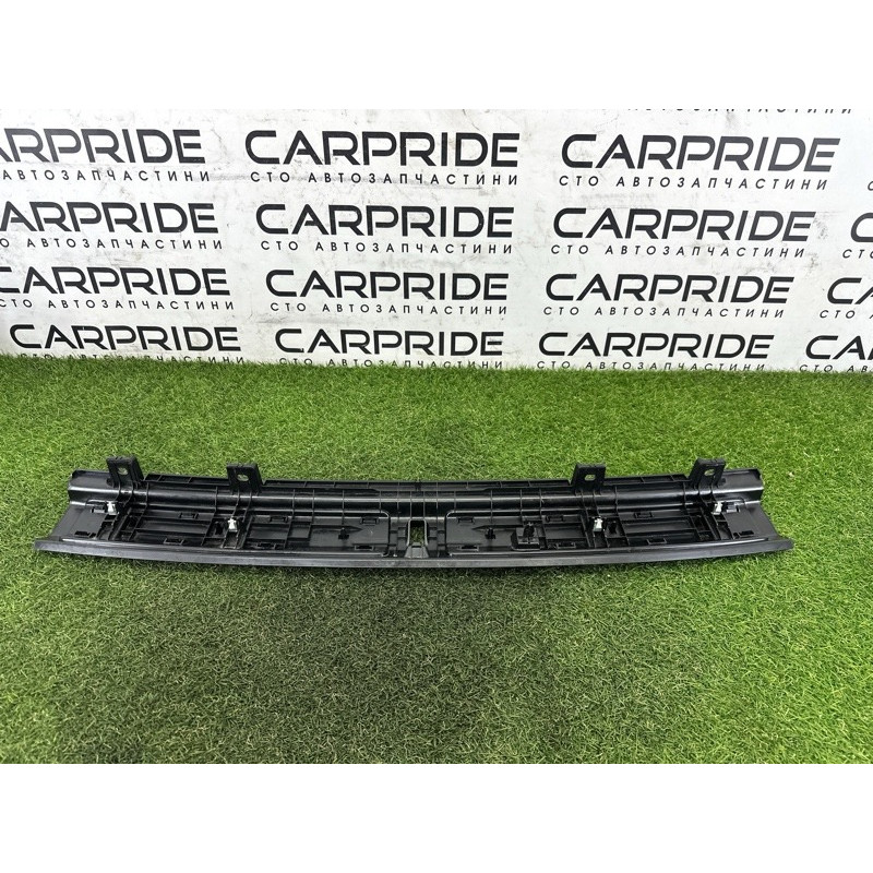 Накладка замка крышки багажника (салон) BMW X1 F48 2016 2.0 B46B20 51477413689