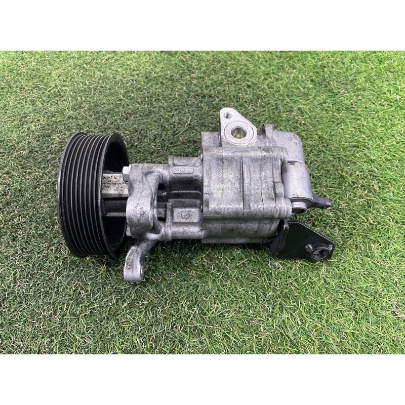 Насос гидроусилителя руля (рулевое управление) BMW 5-series Gran Turismo F07 2011 3.0 N55B30 32416794350