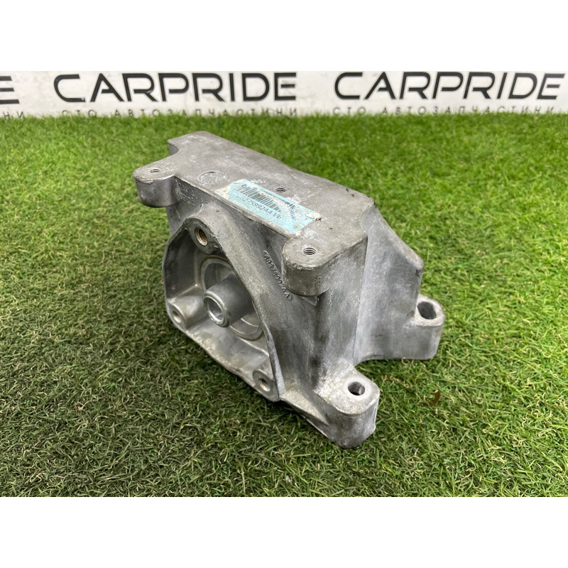 Кронштейн АКПП (трансмиссия) Jeep Grand Cherokee WK2 2020 3.6 68275992AA