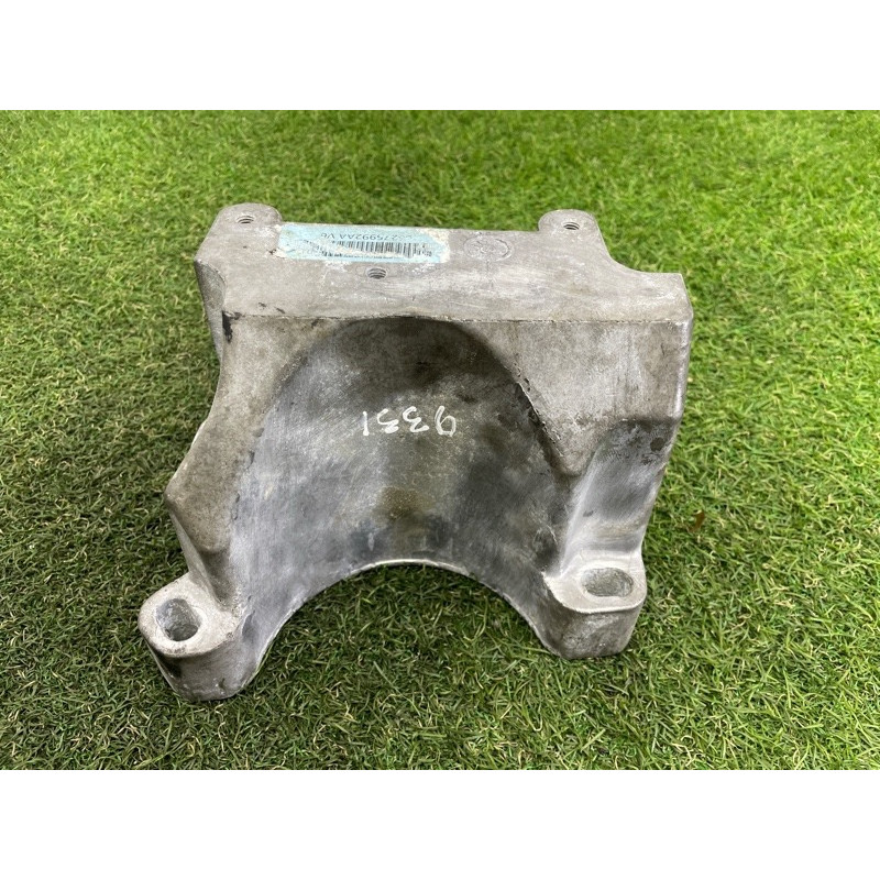 Кронштейн АКПП (трансмиссия) Jeep Grand Cherokee WK2 2020 3.6 68275992AA