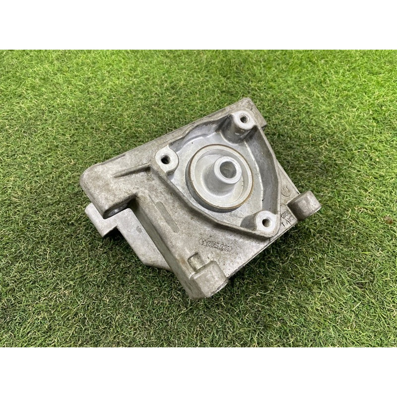 Кронштейн АКПП (трансмиссия) Jeep Grand Cherokee WK2 2017 3.6 68275992AA