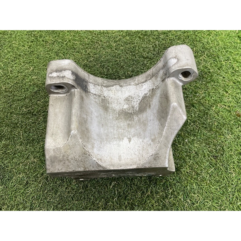 Кронштейн АКПП (трансмиссия) Jeep Grand Cherokee WK2 2017 3.6 68275992AA