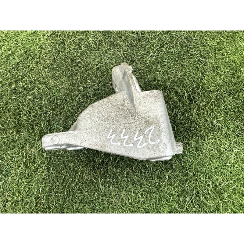 Кронштейн подушки двигателя (кронштейны двигателя) Jeep Grand Cherokee WK2 2017 68252524AA