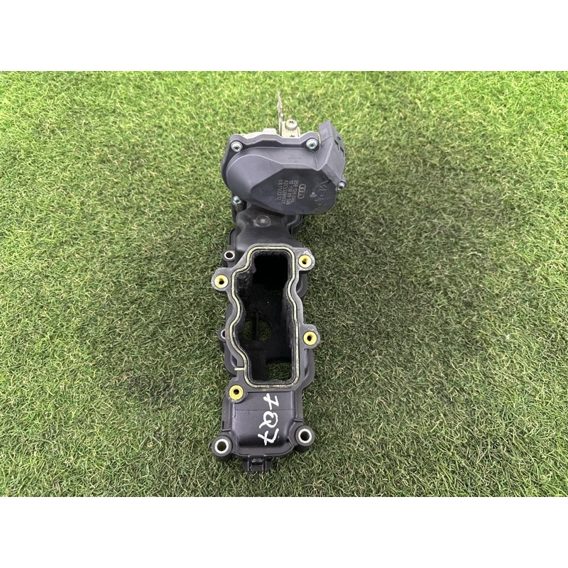 Впускний колектор (подача палива) AUDI Q7 4L 2011 3.0 CATA 059129712BK