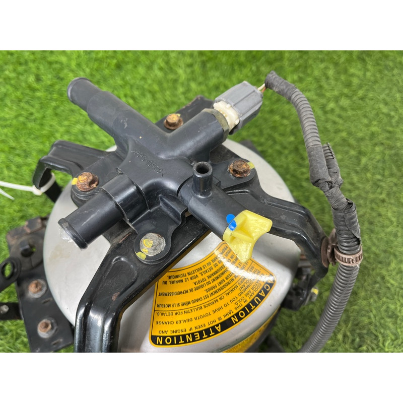 Нагрівач охолоджувальної рідини (обігрів та кондиціювання) Toyota Prius NHW20 1.5 1666021010