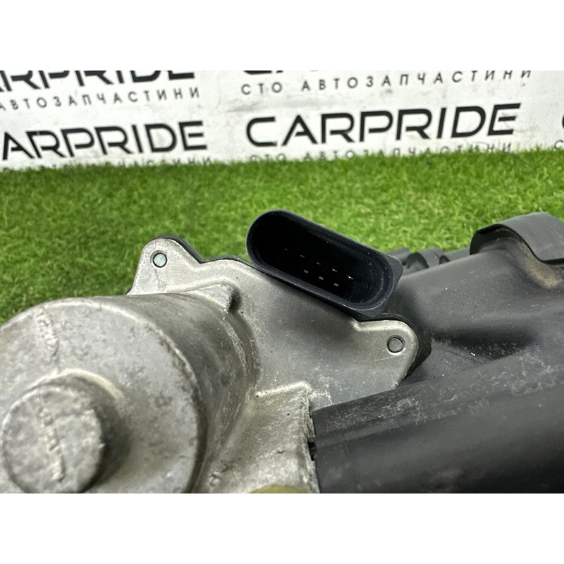 Впускний колектор (подача палива) AUDI Q7 4L 2011 3.0 CATA 059129711CA