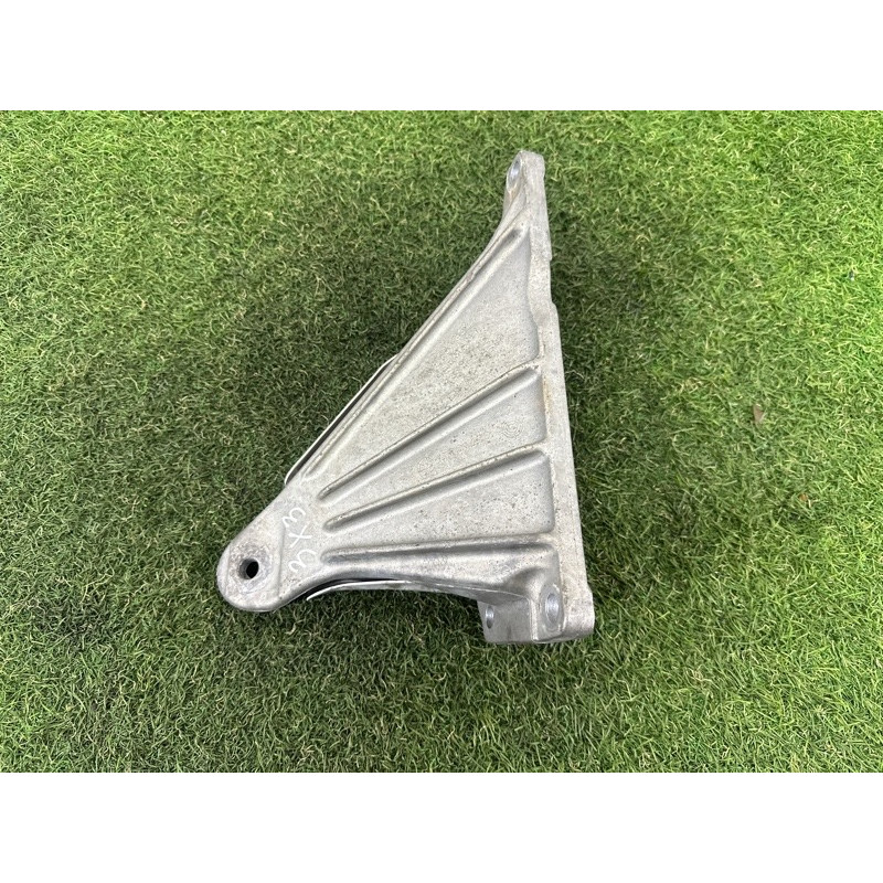 Кронштейн подушки двигателя (кронштейны двигателя) BMW X3 F25 2013 3.0 N55B30 22116784832