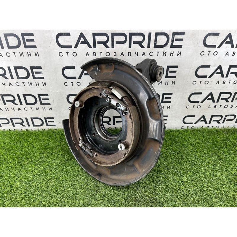 Цапфа подвески (подвеска) Toyota Sequoia XK60 423040C010