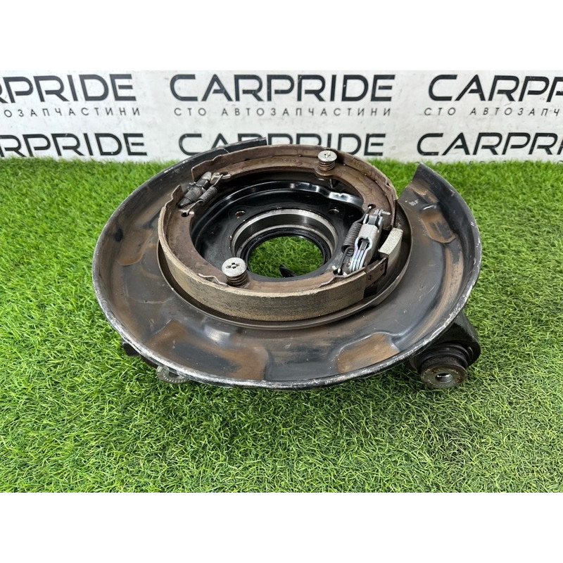 Цапфа подвески (подвеска) Toyota Sequoia XK60 423040C010