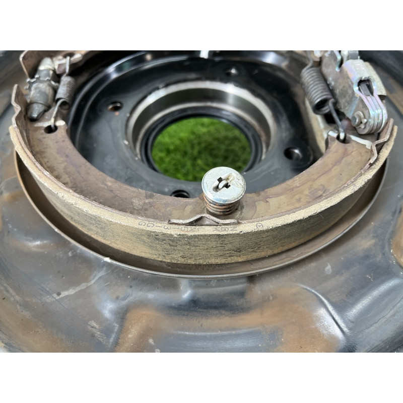 Цапфа подвески (подвеска) Toyota Sequoia XK60 423040C010