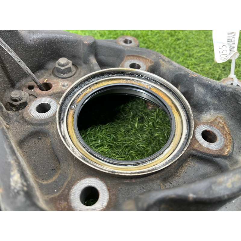 Цапфа подвески (подвеска) Toyota Sequoia XK60 423040C010