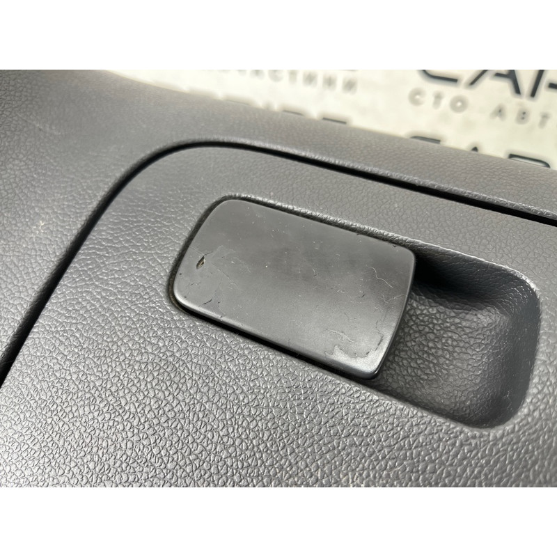 Бардачок (салон) Volkswagen Golf 1K 2004 2.0 BKD 1K1857290