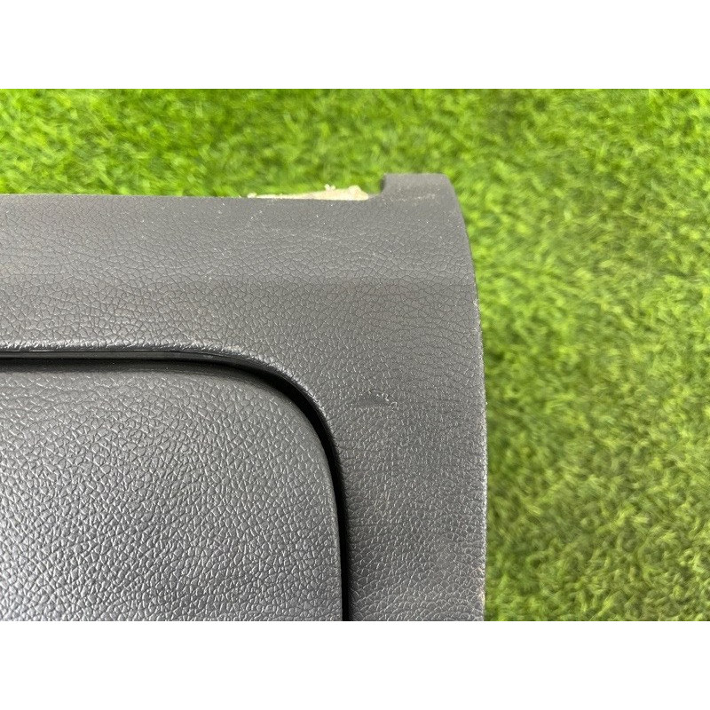 Бардачок (салон) Volkswagen Golf 1K 2004 2.0 BKD 1K1857290