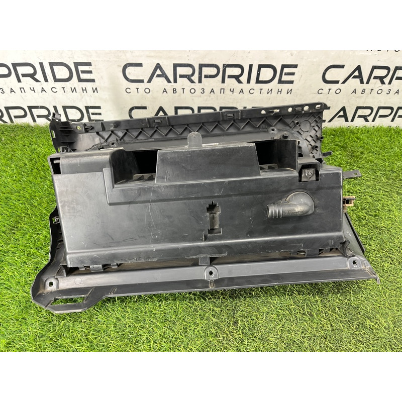 Бардачок (салон) Volkswagen Golf 1K 2004 2.0 BKD 1K1857290