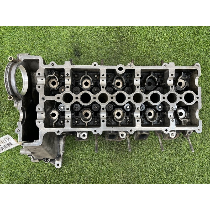 Головка блоку циліндрів (двигун та елементи) BMW 5-series E39 7785876