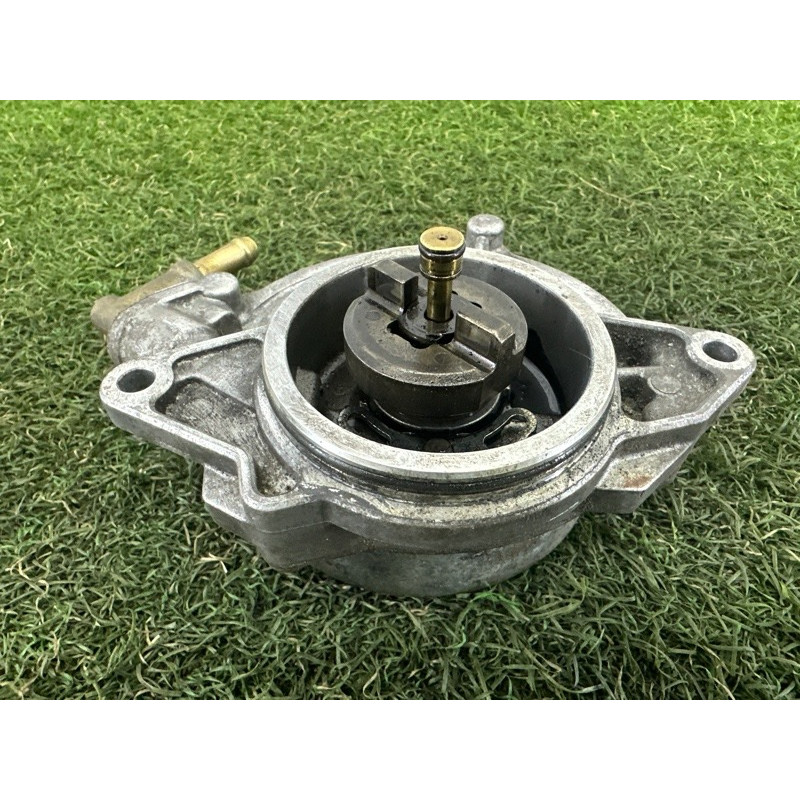 Вакуумный насос (тормозная система) Volkswagen Touareg NF 2011 3.0 TDI 059145100H