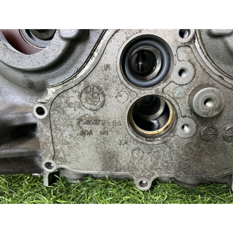 Головка блока цилиндров (двигатель и элементы) BMW 5-series F10 2013 N63B44 11127573933