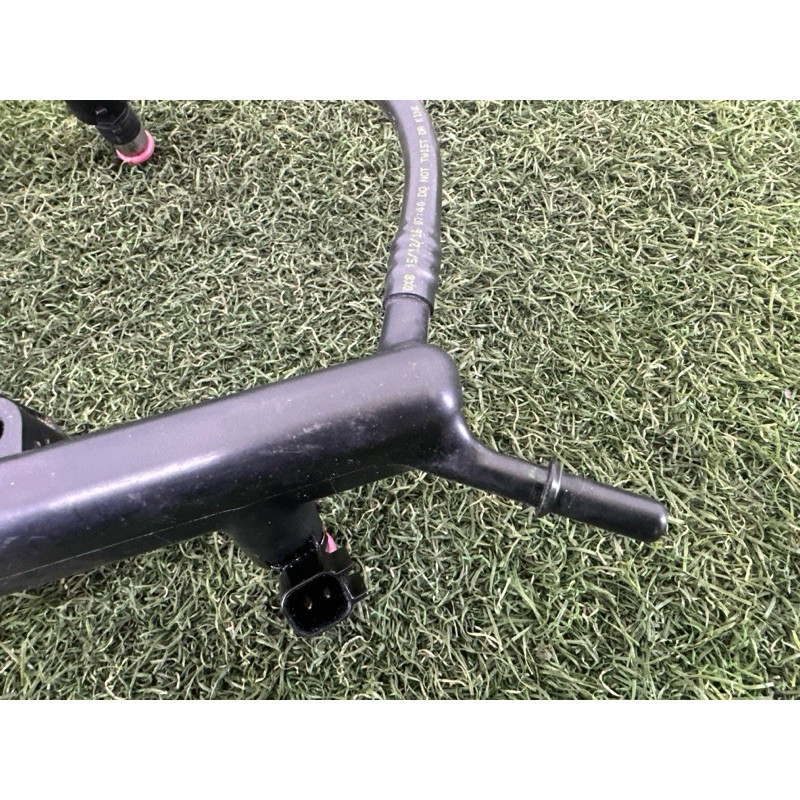 Топливная рампа (топливная система) Jeep Grand Cherokee WK2 2017 3.6 53034198AC